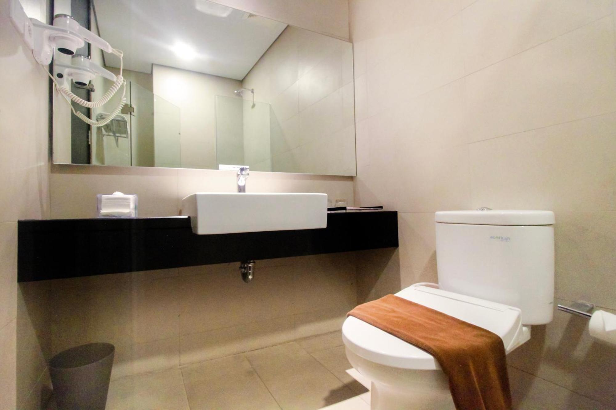 Aviary Bintaro Otel Serpong Dış mekan fotoğraf