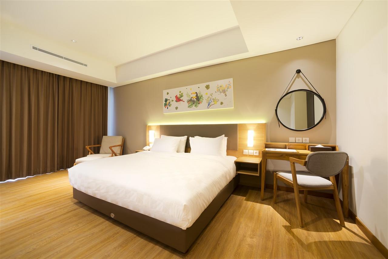 Aviary Bintaro Otel Serpong Dış mekan fotoğraf